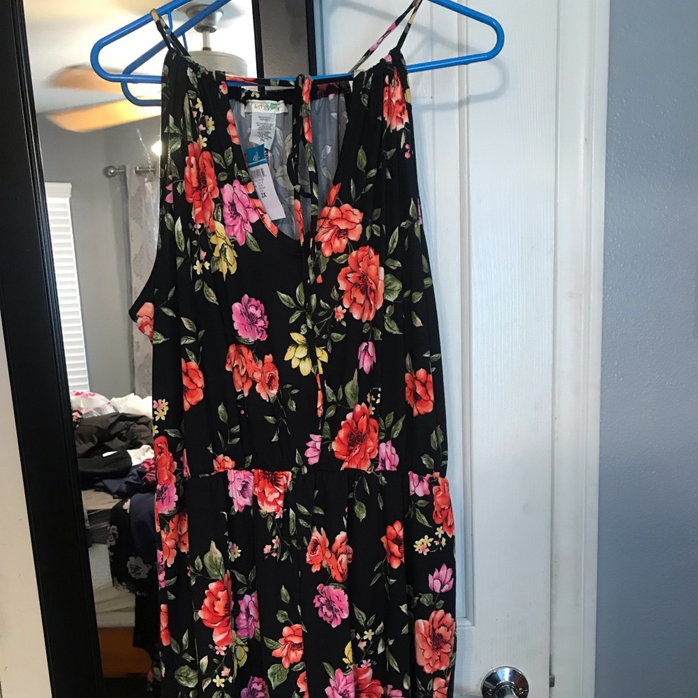 Black floral short romper